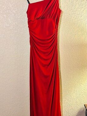 Masquerade Ruched One-Shoulder Maxi Dress in Red Size Small